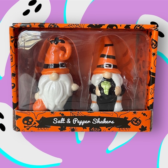 Ross Other - NIB | Gnome Halloween salt and pepper shakers | OS